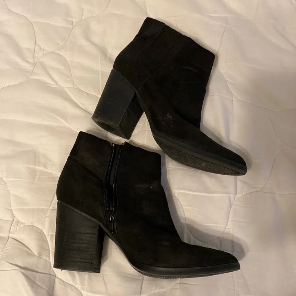 Madden Girl Black booties - Picture 1 of 3